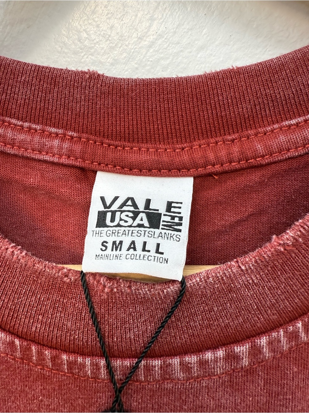 Valley Sports Sleeveless Marilyn Monroe Graphic Tank Top in Maroon - Picture 7 of 11